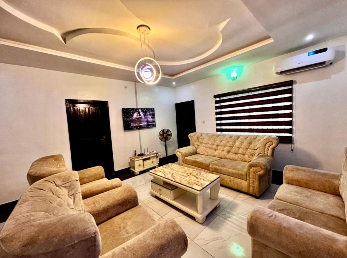 Campdavid Luxury Ajao Estate Airport Road 0 8 1 4 0 0 1 3 1 2 5
