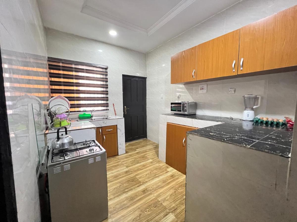Campdavid Luxury Ajao Estate Airport Road 0 8 1 4 0 0 1 3 1 2 5