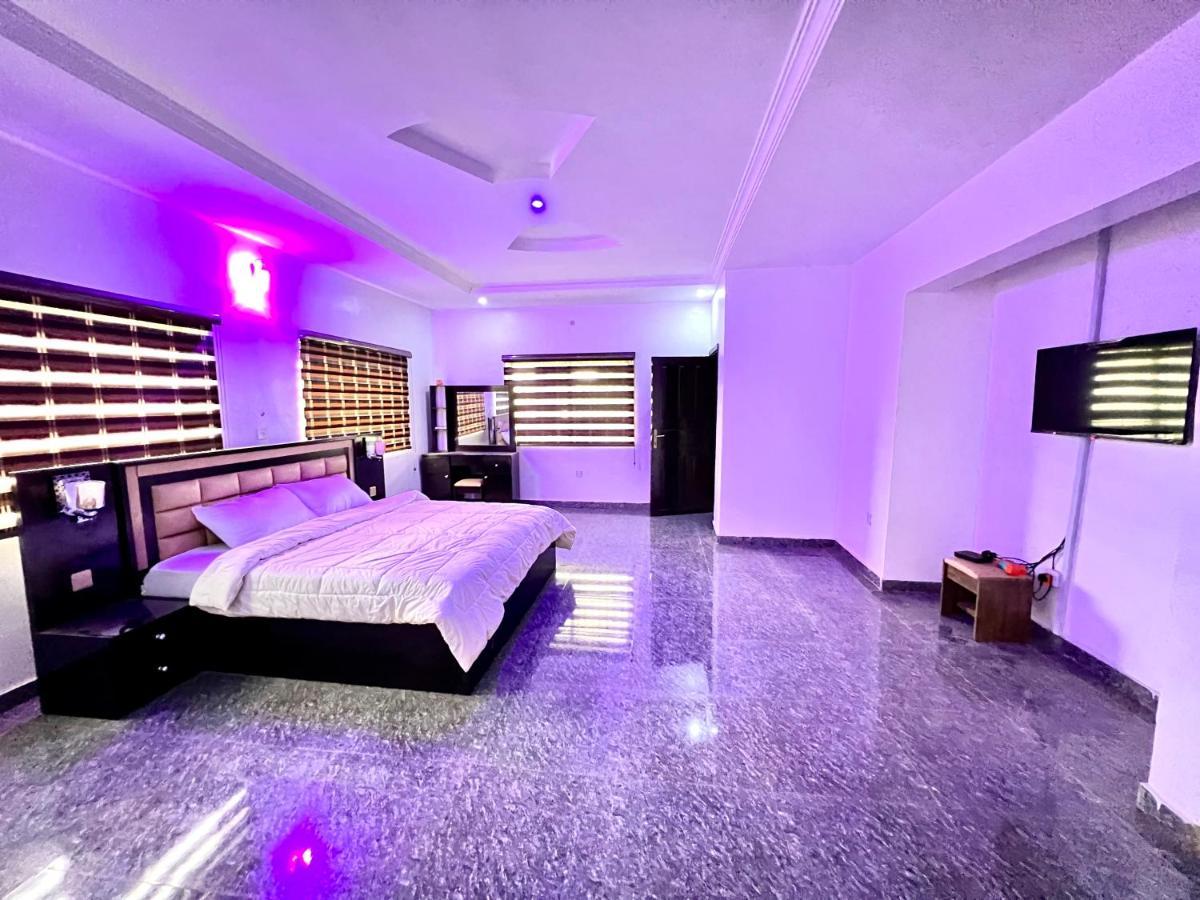 Campdavid Luxury Ajao Estate Airport Road 0 8 1 4 0 0 1 3 1 2 5 Lagos