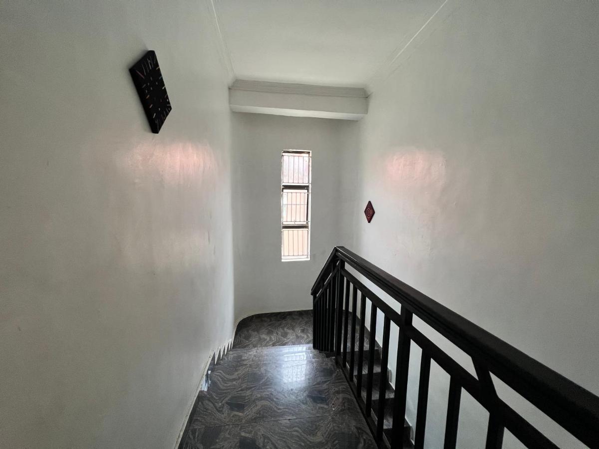Campdavid Luxury Ajao Estate Airport Road 0 8 1 4 0 0 1 3 1 2 5 *