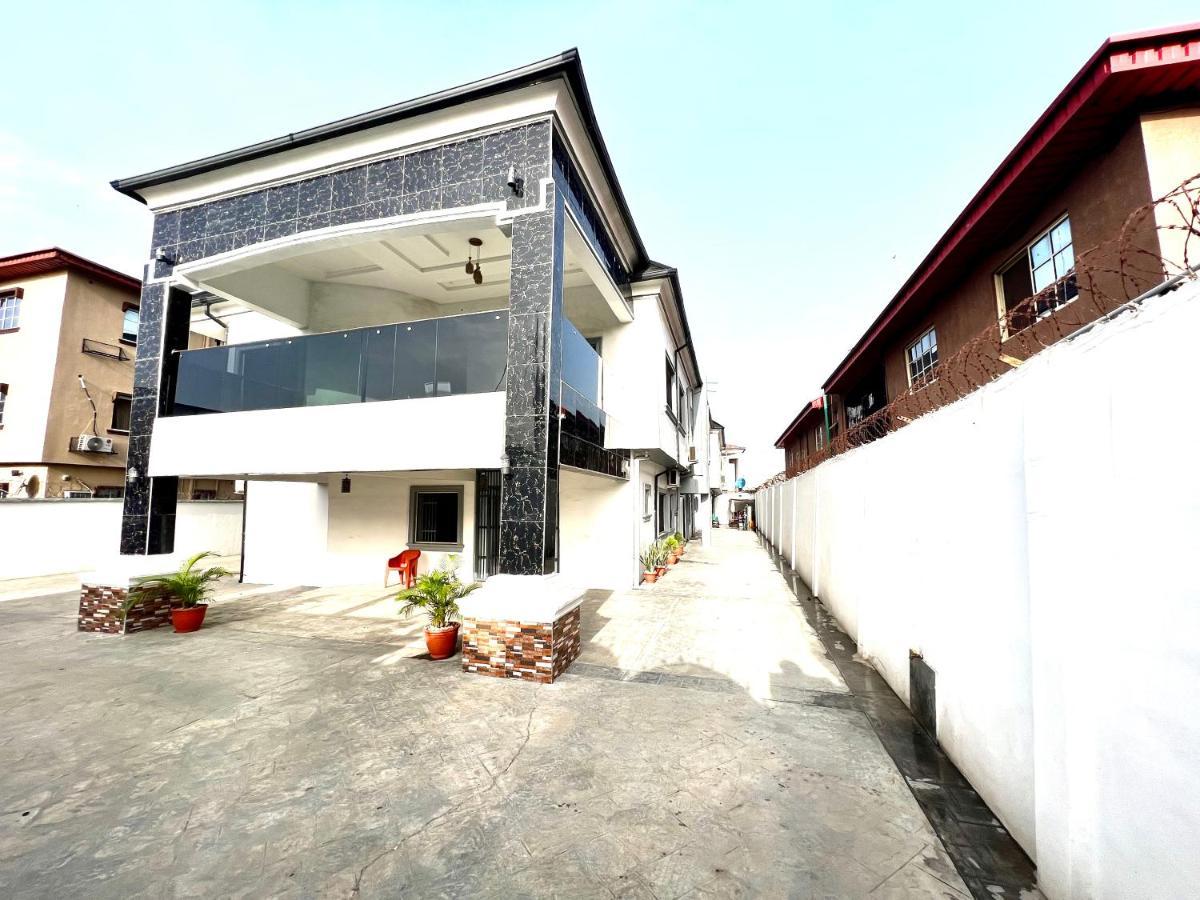 Apartment Campdavid Luxury Ajao Estate Airport Road 0 8 1 4 0 0 1 3 1 2 5