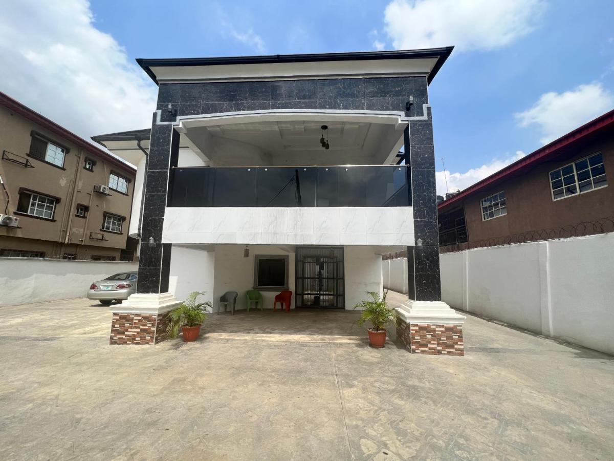 Apartment Campdavid Luxury Ajao Estate Airport Road 0 8 1 4 0 0 1 3 1 2 5