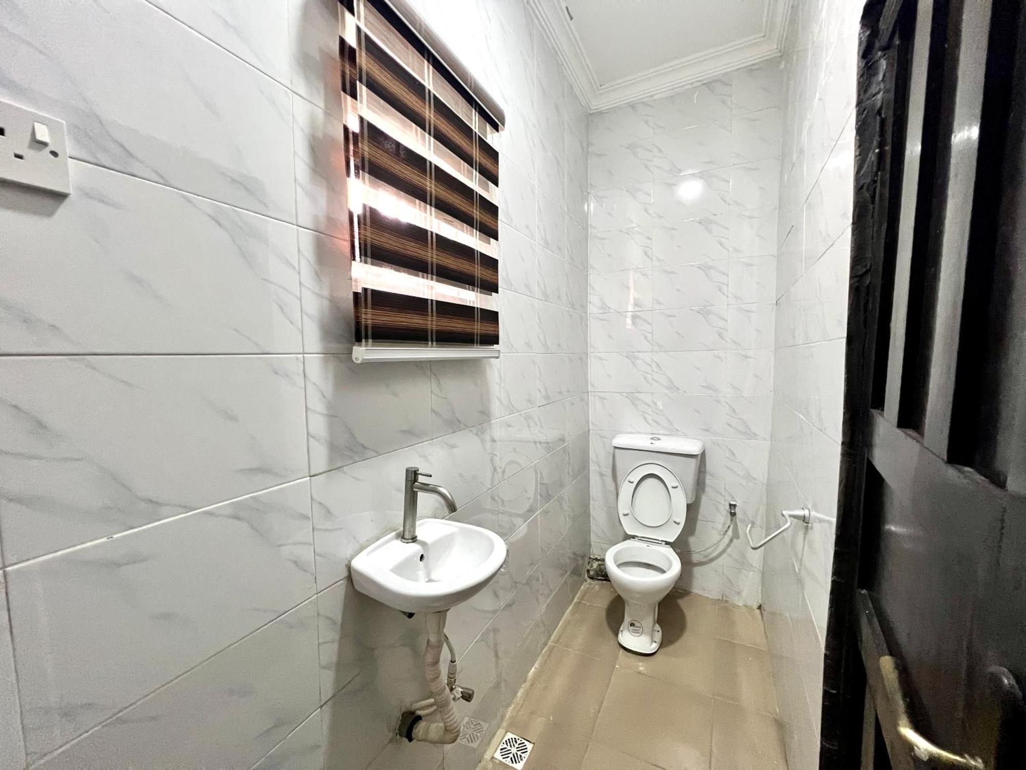 Campdavid Luxury Ajao Estate Airport Road 0 8 1 4 0 0 1 3 1 2 5 * Lagos