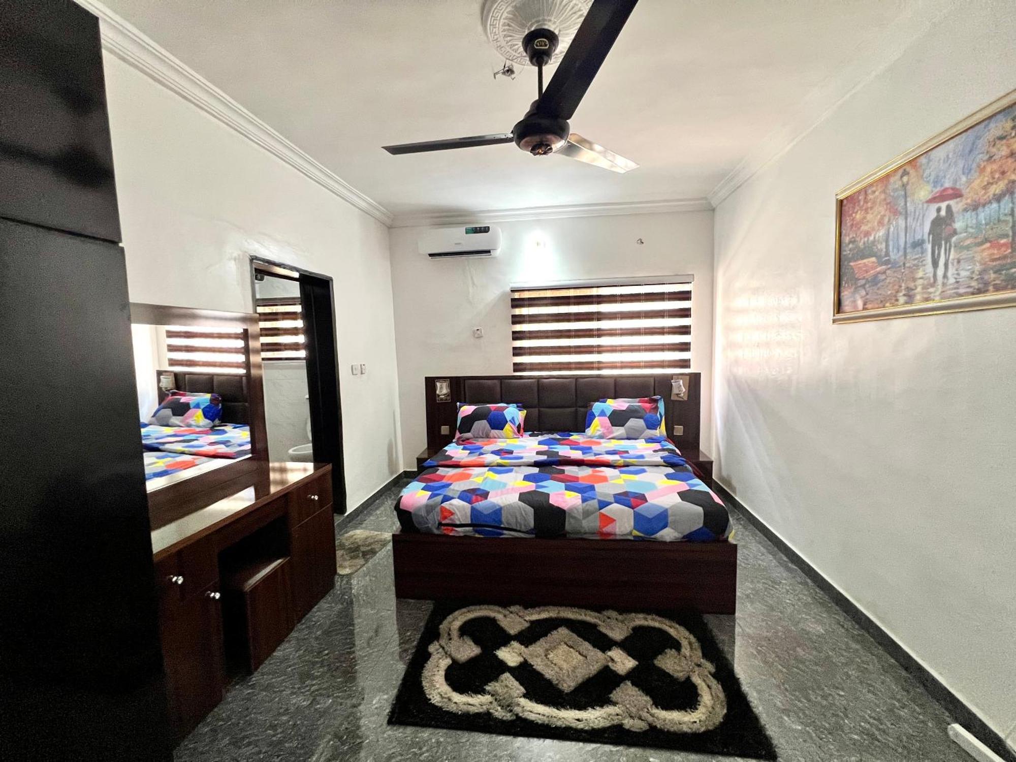 Campdavid Luxury Ajao Estate Airport Road 0 8 1 4 0 0 1 3 1 2 5 Apartment *